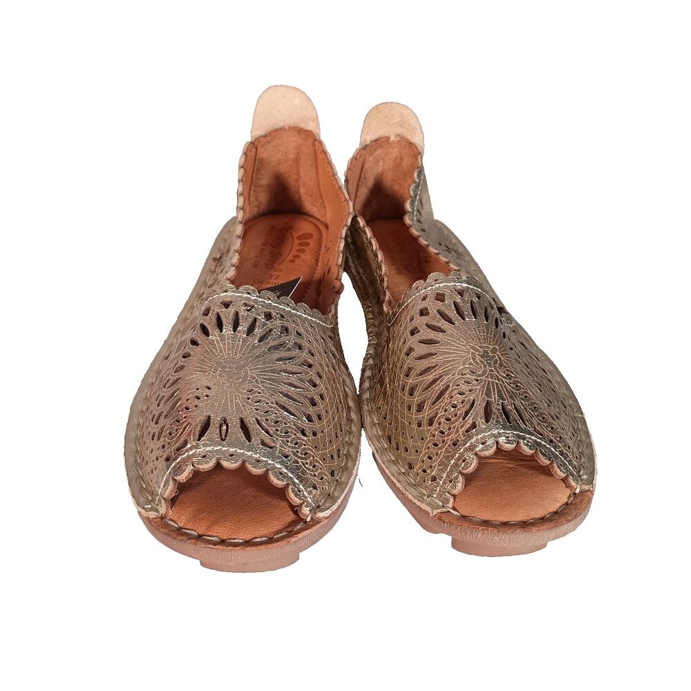 Spring Step Bormeda Shoes 37/6.5 - 7 Scalloped Slip On Peep Toe Leather Gold - Picture 2 of 11